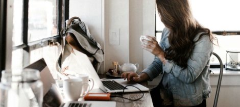 How does social media affect our daily life?