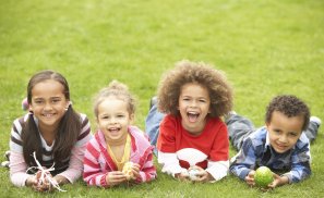 Porque você tem um irmão... você terá um amigo para sempre